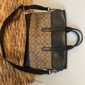 Coach Hampton messenger bag/tote